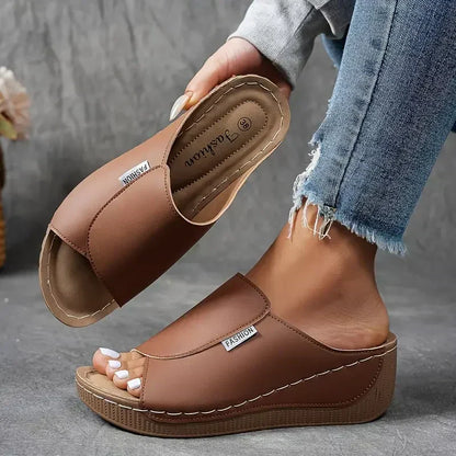 Marchéa | Mules Compensées en Cuir Respirant