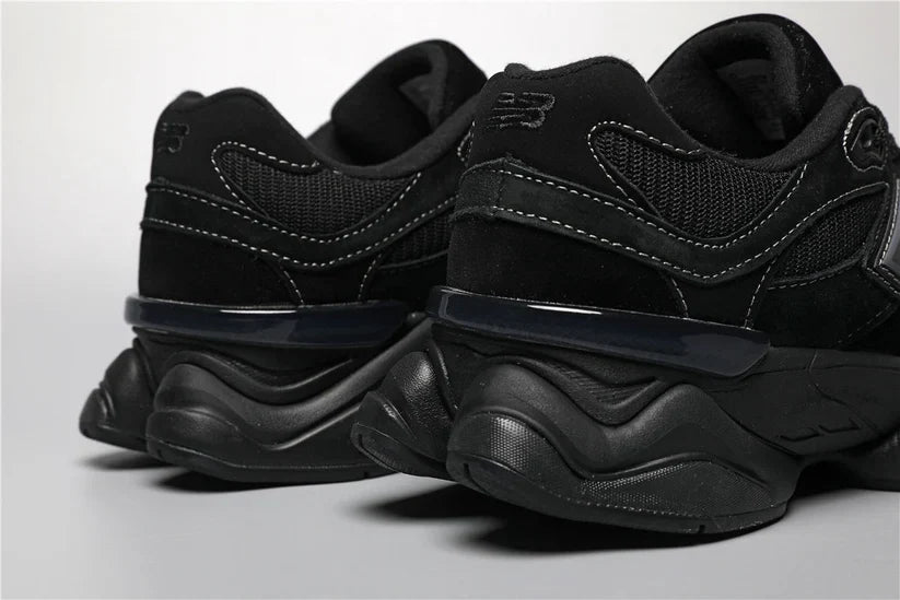 FULL BLACK EDITION