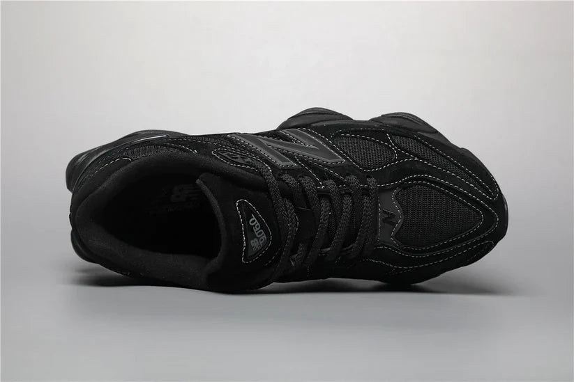 FULL BLACK EDITION